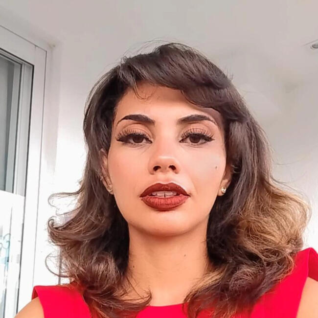 Emprego de babá em Goiânia: Marcela