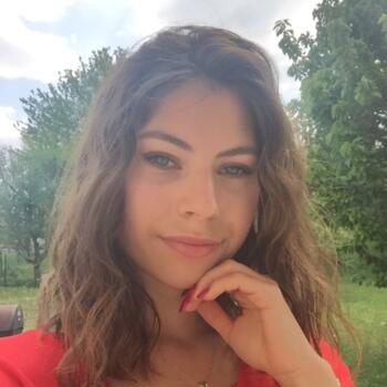 Baby-sitter in Nancy: Célia