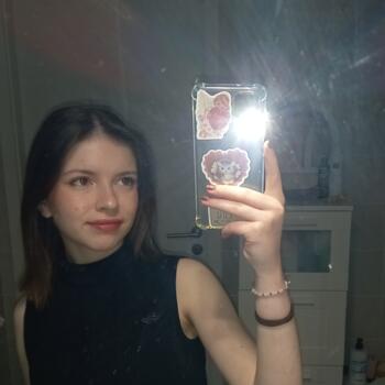 Babysitter in Ars-sur-Moselle: Capucine