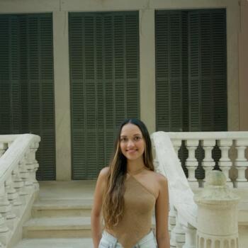 Babysitter em Lisboa: Inês