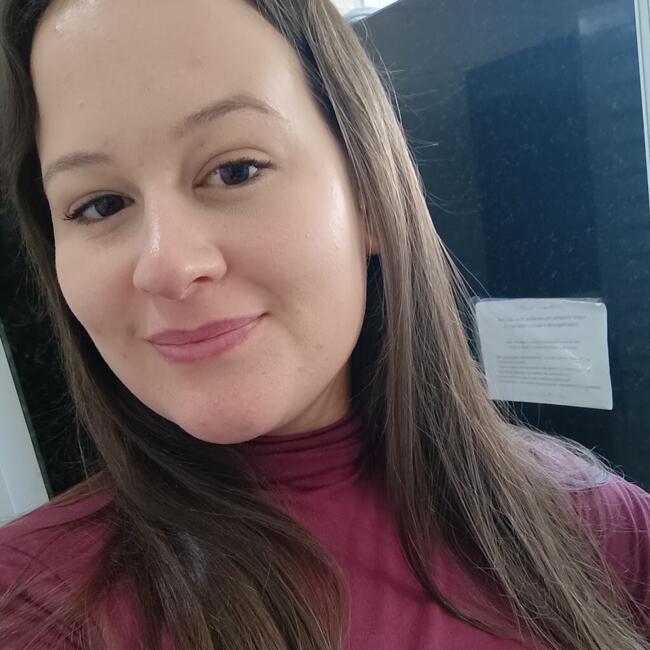 Babá em Caxias do Sul: Alandra
