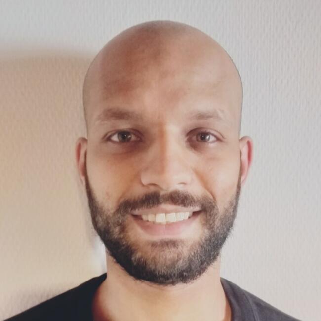 Babysitter in Boulogne-Billancourt: ABDELMOUMEN