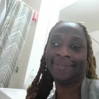 Babysitter in The Bronx: Necie