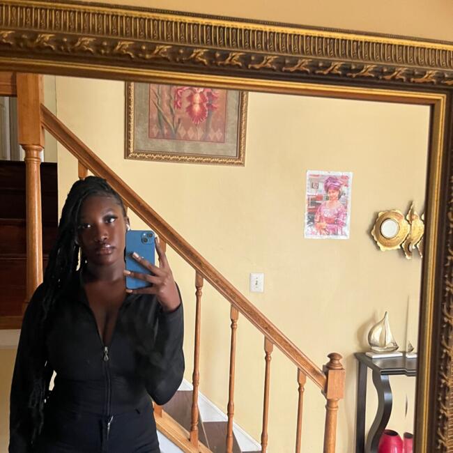 Babysitter in Silver Spring: Hawa