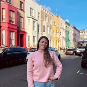 Babysitter em Faro: Joana