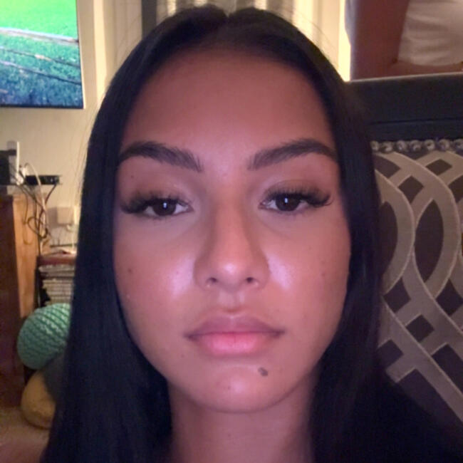 Babysitter in Torcy: Laly