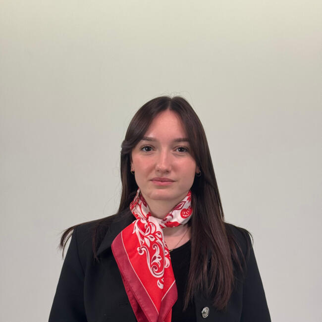 Babysitter in Mezel: Anaïs