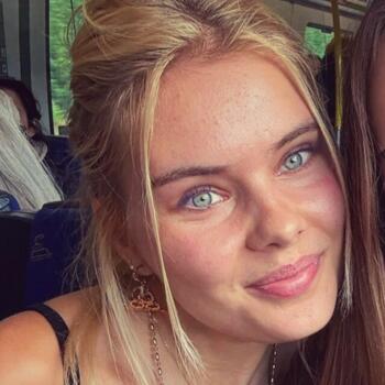 Babysitter in Huddinge: Eliška