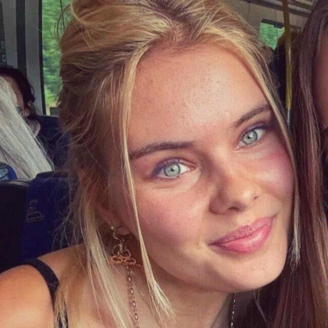 Babysitter in Huddinge: Eliška
