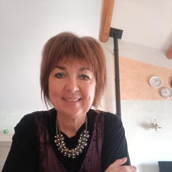 Babysitter Saint-Paul-Trois-Châteaux: Corinne