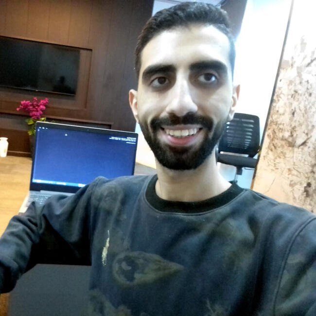 مربية أطفال في القاهرة: Abdullah