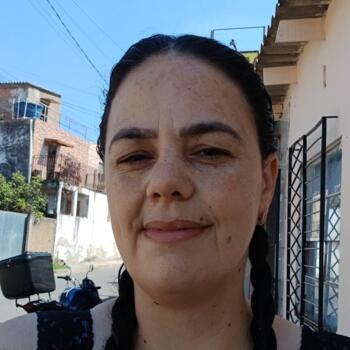 Babysitter in Canoas: Josiane