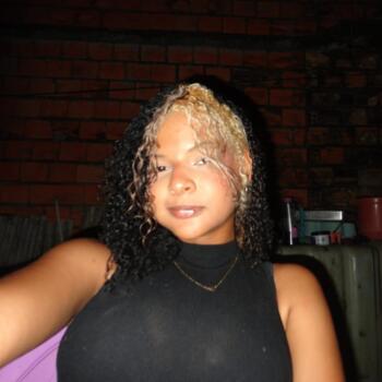 Babysitter in Ananindeua: Maria Perlla