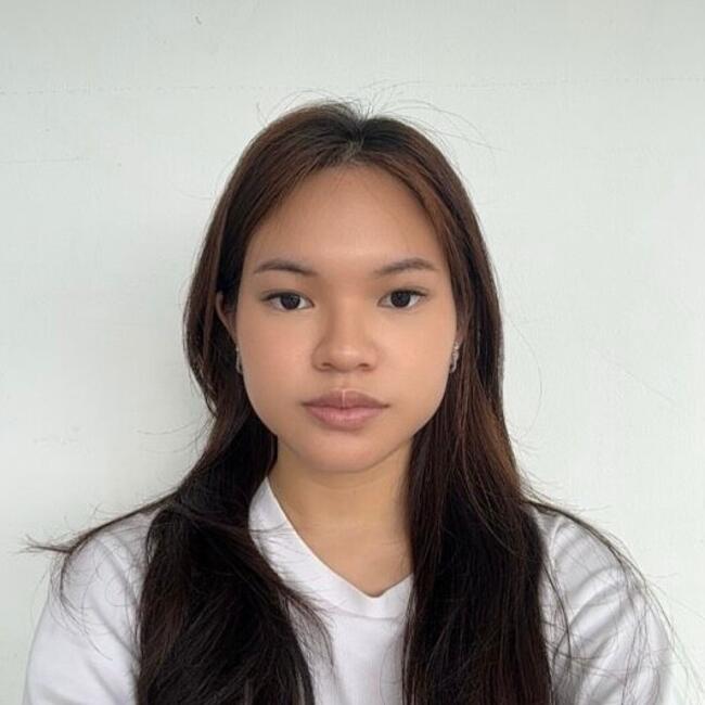 Babysitter in Singapore Island: Inez