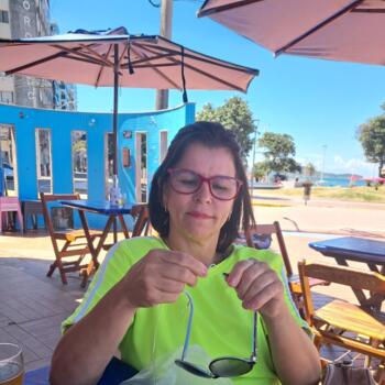 Babysitter in Guarapari: Paula