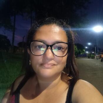 Babysitter in Cornélio Procópio: Marina