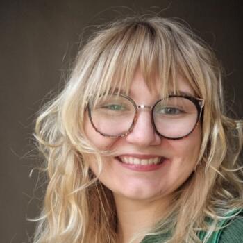 Babysitter in Biarritz: Léa