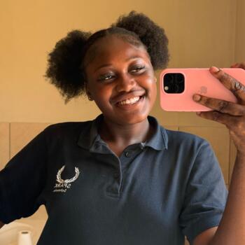 Babysitter in Randburg: Angel