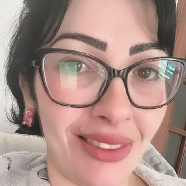 Babysitter in Porto de Mós (Distrito de Leiria): Kharim