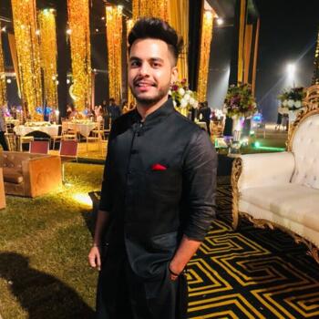 नागपुर में बेबीसिटिंग की नौकरी: बेबीसिटिंग से जुड़े काम Yugesh