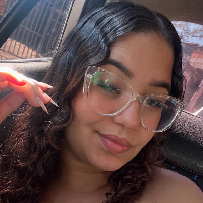 Babysitter in Contagem: Thayna