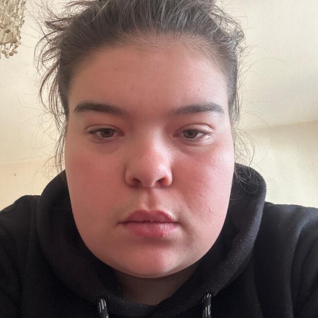 Babysitter in Équeurdreville-Hainneville: Maeva