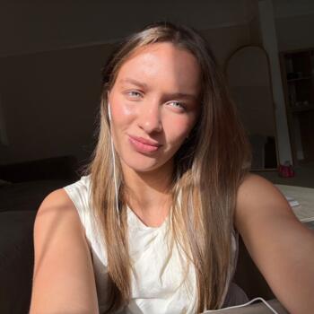 Babysitter Newcastle: Nyree