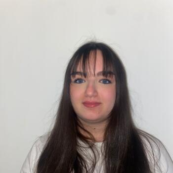 Babysitter Arcachon: Chloe