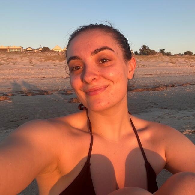 Nanny in Adelaide: Julia