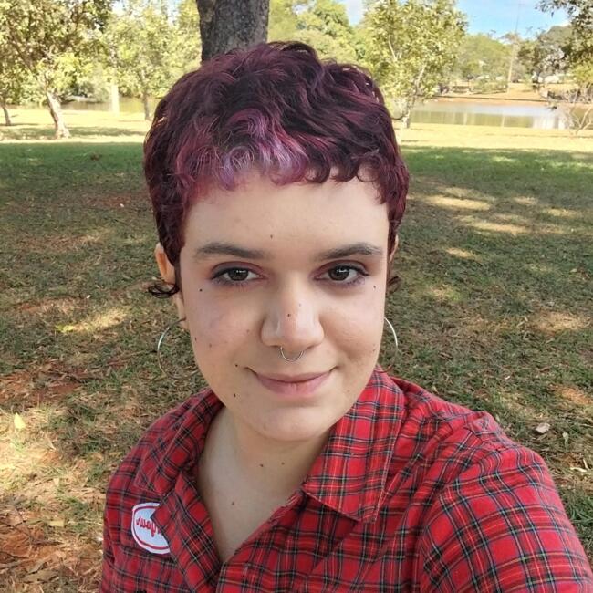 Babysitter in Brasília: Júlia
