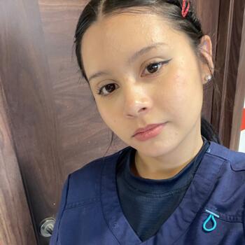 Babysitter in Port Montt: Kiara