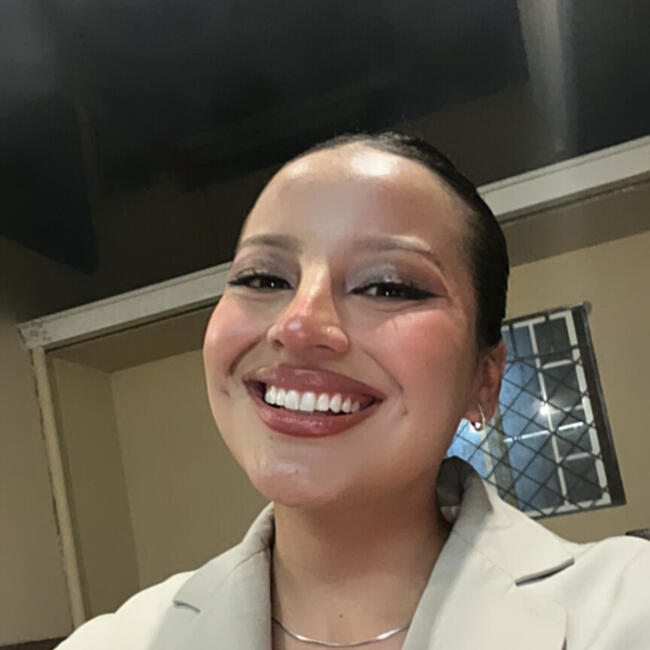 Babysitter in Cuenca: Johmayra