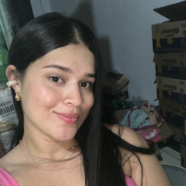 Niñera en Medellín: Leslinn