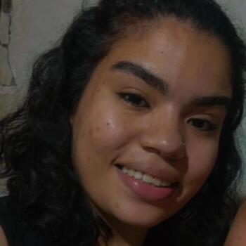 Babá em Porto Alegre: Amanda