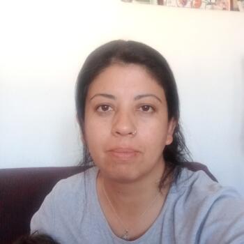 Trabajo para niñera en Santiago de Chile: trabajo de niñera Carolina