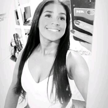 Babysitter in Itanhaém: Vanessa