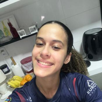 Babá em Florianópolis: Isabela morais