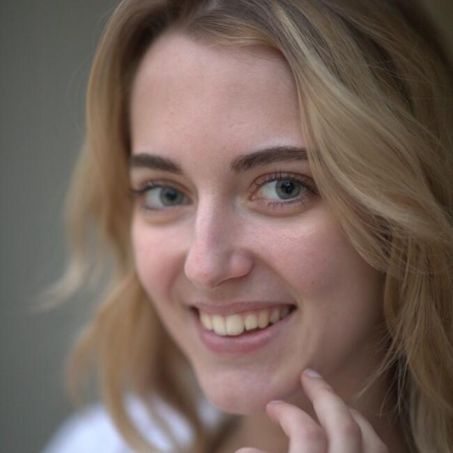 Babysitter in La Rochelle: Agathe