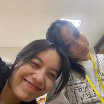 Babysitting job in Surabaya: babysitting job Dira