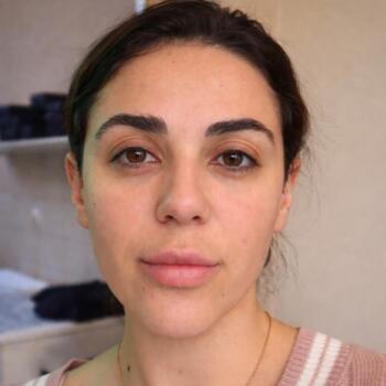 Babysitter Keratsini: Anastasia