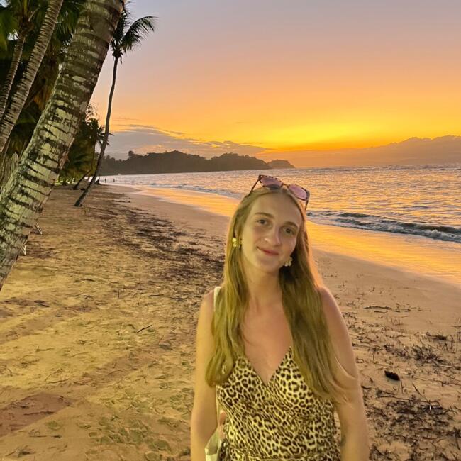 Babysitter in Lyon: Rose