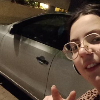 Babysitter in Jerusalem: שינא