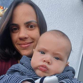 Emprego de babá em Pato Branco: emprego de babá Sabrina