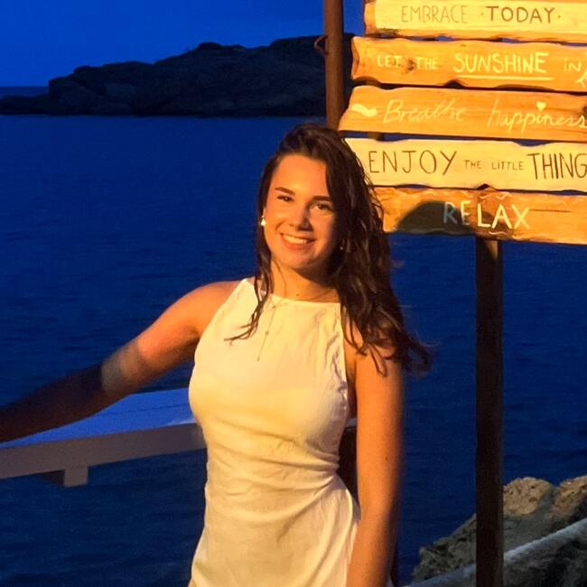 Babysitter in Châteauroux: Lauryne