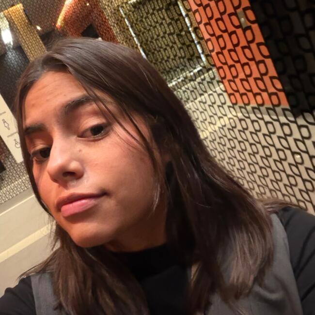 Canguro en Manises: Luisa Maria Ramírez