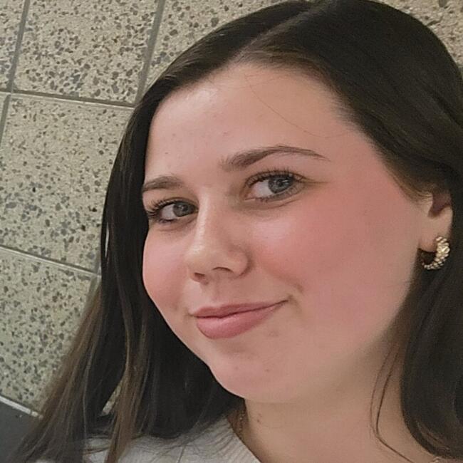 Babysitter in Wichita: Laycie