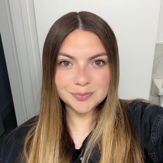 Babysitter in Miami: Gisella
