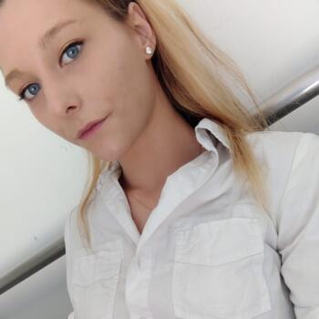Babysitter in Orthez: Carolanne
