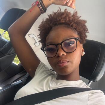 Babysitter em Moita: Joana