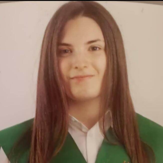 Babysitter in Jaén: Lara